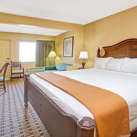 Travelodge Suites By Wyndham Kissimmee Orange Esterno foto